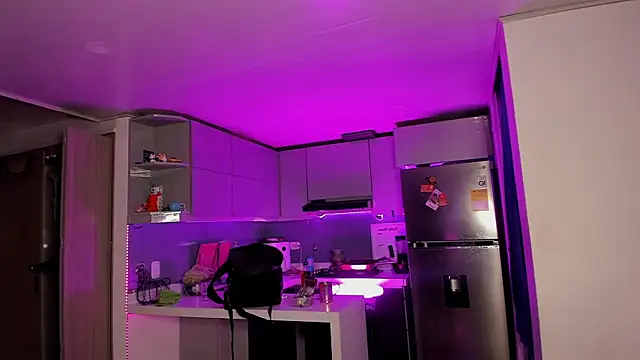 Snapshot of SaraAndrade_ chatting on 5, 1, 2026 SaraAndrade online show from 5, 1, 2026