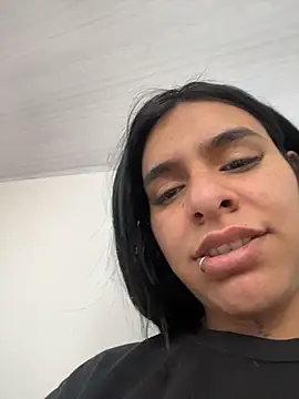 Snapshot of SaraAndrade_ chatting on 5, 3, 2026 SaraAndrade online show from 5, 3, 2026