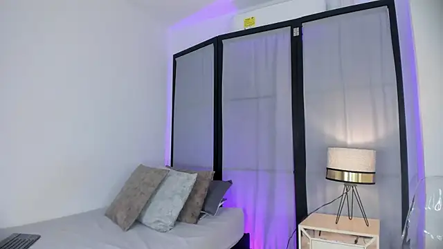 Snapshot of niicole_steele_ chatting on 7, 1, 2026 niicole steele online show from 7, 1, 2026