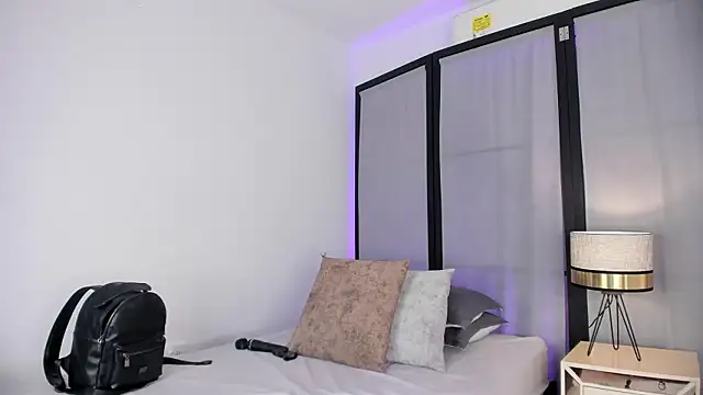 Snapshot of niicole_steele_ chatting on 20, 2, 2026 niicole steele online show from 20, 2, 2026