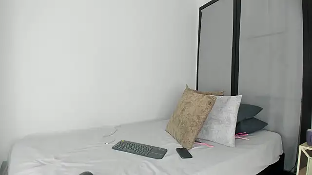 Snapshot of niicole_steele_ chatting on 18, 3, 2026 niicole steele online show from 18, 3, 2026