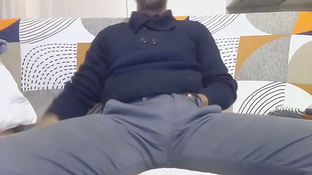 Snapshot of Eroshotlicker chatting on 14, 12, 2025 Eroshotlicker online show from 14, 12, 2025