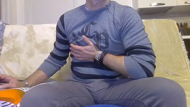 Snapshot of Eroshotlicker chatting on 28, 2, 2026 Eroshotlicker online show from 28, 2, 2026