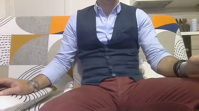 Snapshot of Eroshotlicker chatting on 4, 3, 2026 Eroshotlicker online show from 4, 3, 2026