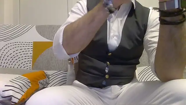 Snapshot of Eroshotlicker chatting on 11, 3, 2026 Eroshotlicker online show from 11, 3, 2026