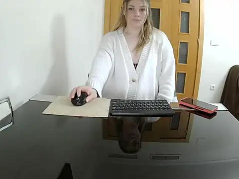 Snapshot of Adelyxveex chatting on 8, 1, 2026 Adelyxveex online show from 8, 1, 2026