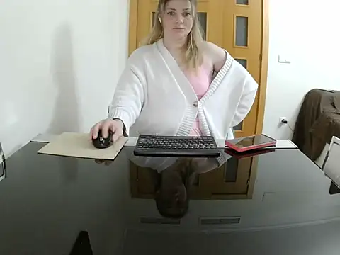 Snapshot of Adelyxveex chatting on 10, 1, 2026 Adelyxveex online show from 10, 1, 2026