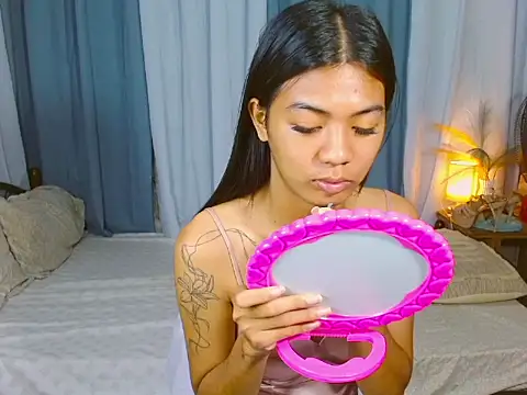 Snapshot of SamaraMillers chatting on 12, 3, 2026 SamaraMillers online show from 12, 3, 2026