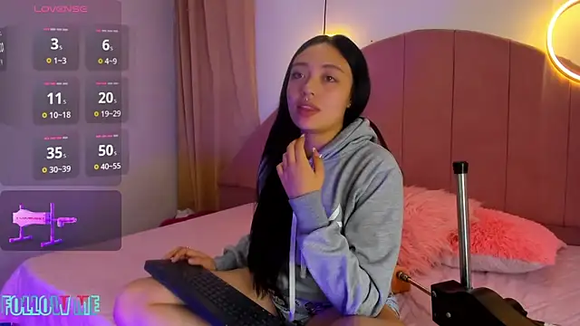 Snapshot of zammy_brown chatting on 7, 2, 2026 zammy brown online show from 7, 2, 2026