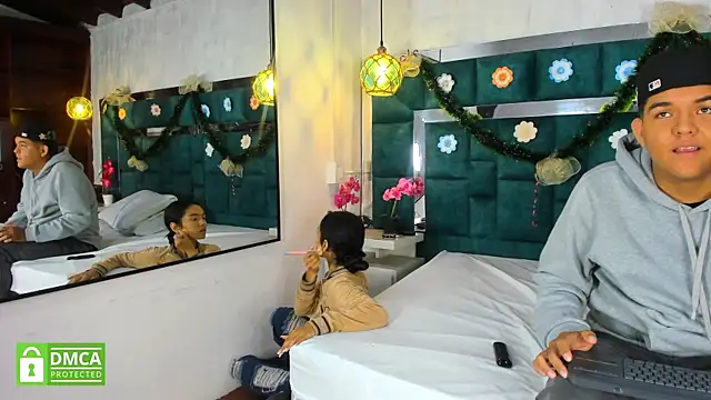 Snapshot of _bonnyandclyde chatting on 7, 1, 2026 bonnyandclyde online show from 7, 1, 2026