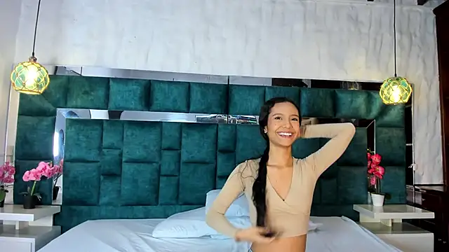 Snapshot of _bonnyandclyde chatting on 3, 2, 2026 bonnyandclyde online show from 3, 2, 2026