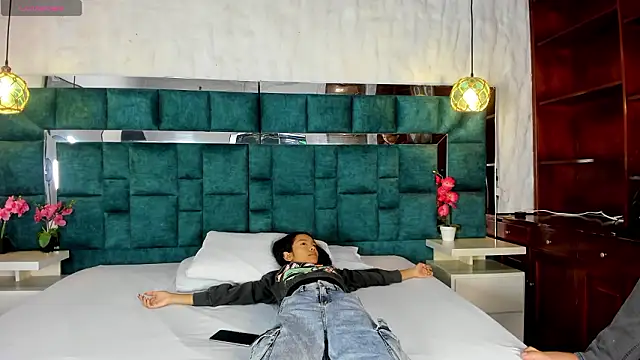 Snapshot of _bonnyandclyde chatting on 27, 2, 2026 bonnyandclyde online show from 27, 2, 2026