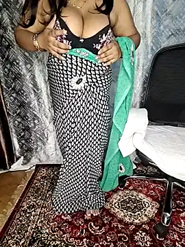 Curvy Pooja online show from 3, 7, 2026