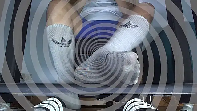 Snapshot of Alphacashmaster777 chatting on 16, 12, 2025 Alphacashmaster777 online show from 16, 12, 2025