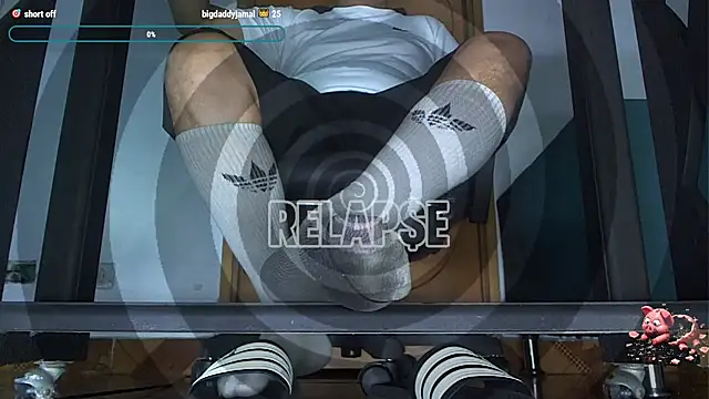 Snapshot of Alphacashmaster777 chatting on 23, 12, 2025 Alphacashmaster777 online show from 23, 12, 2025