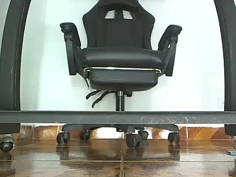 Snapshot of Alphacashmaster777 chatting on 14, 3, 2026 Alphacashmaster777 online show from 14, 3, 2026