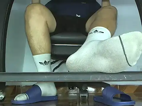 Snapshot of Alphacashmaster777 chatting on 18, 3, 2026 Alphacashmaster777 online show from 18, 3, 2026