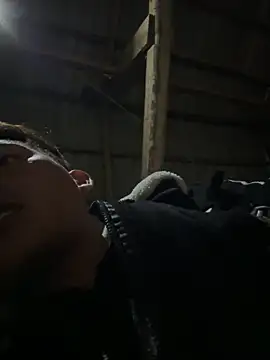 Snapshot of sanu551 chatting on 22, 12, 2025 sanu551 online show from 22, 12, 2025