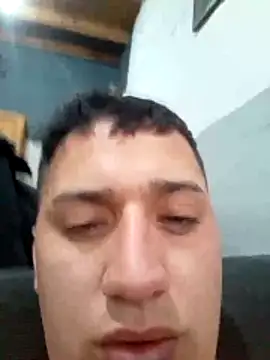 Alvarezz0202 online show from 22, 5, 2026