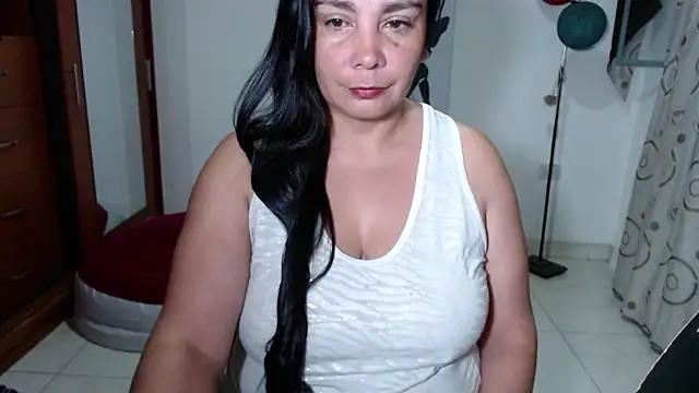 vivian-milf online show from 1, 5, 2026