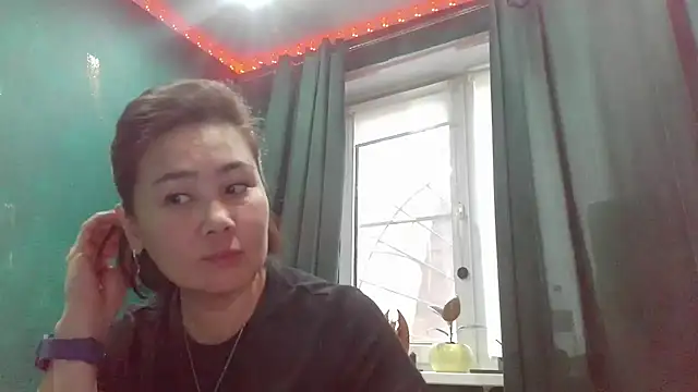 Snapshot of Nettie_Allie chatting on 22, 12, 2025 Nettie Allie online show from 22, 12, 2025