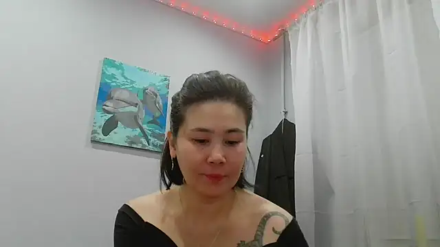 Snapshot of Nettie_Allie chatting on 2, 2, 2026 Nettie Allie online show from 2, 2, 2026