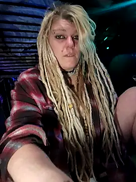 Horny hippie online show from 22, 2, 2026