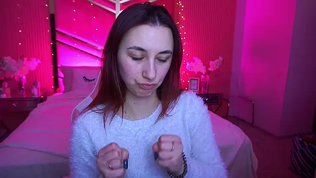 Snapshot of RoxieRay chatting on 6, 2, 2026 RoxieRay online show from 6, 2, 2026