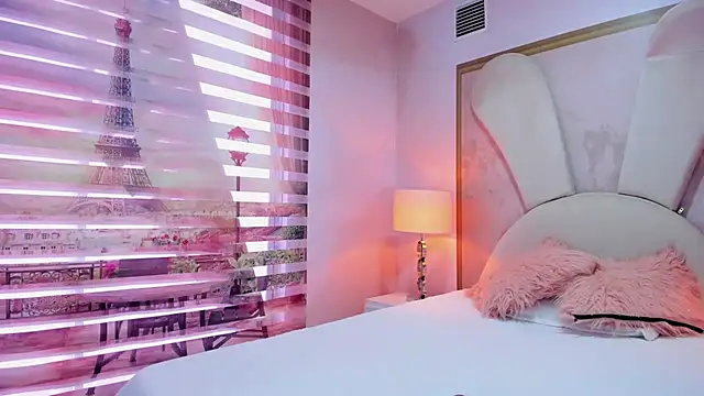 sarah sluty online show from 13, 3, 2026