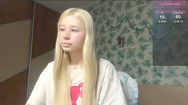 Snapshot of Barbie_Blondie chatting on 17, 3, 2026 Barbie Blondie online show from 17, 3, 2026