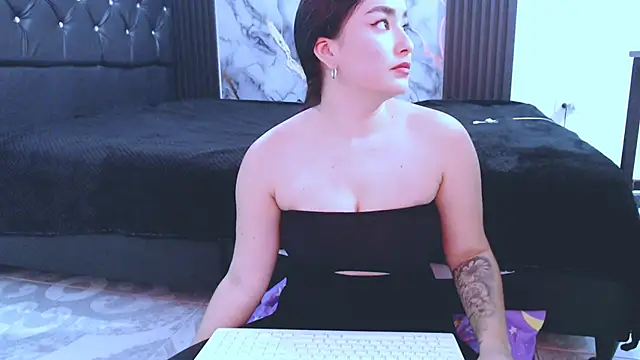 Snapshot of NoaLeon21 chatting on 22, 2, 2026 NoaLeon21 online show from 22, 2, 2026