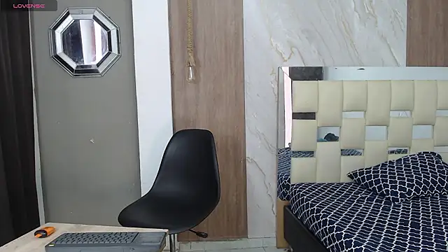 Snapshot of kim_curlyy chatting on 22, 3, 2026 kim curlyy online show from 22, 3, 2026