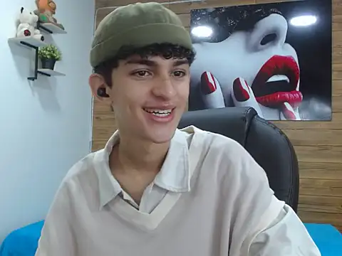 Snapshot of Michaelkoiv chatting on 5, 12, 2025 Michaelkoiv online show from 5, 12, 2025