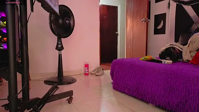 karla slut dirty online show from 28, 6, 2026