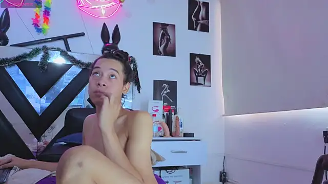 karla slut dirty online show from 18, 7, 2026
