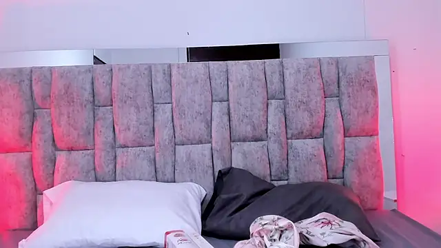 Snapshot of ZafiraNavarro chatting on 6, 3, 2026 ZafiraNavarro online show from 6, 3, 2026