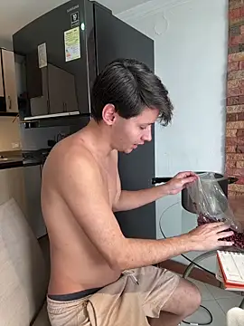 Snapshot of RicoValen chatting on 12, 3, 2026 RicoValen online show from 12, 3, 2026