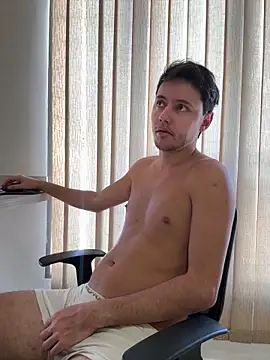 Snapshot of RicoValen chatting on 19, 3, 2026 RicoValen online show from 19, 3, 2026