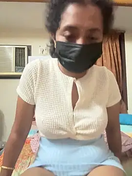 Snapshot of TeddyLover5 chatting on 21, 2, 2026 TeddyLover5 online show from 21, 2, 2026