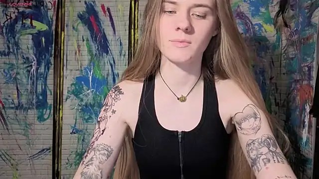 Adell Love online show from 29, 4, 2026