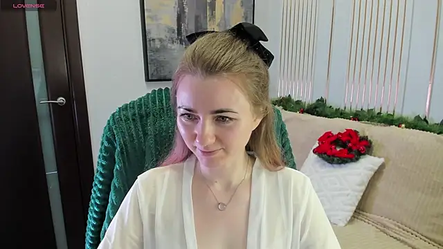 Snapshot of SofiAngela chatting on 21, 12, 2025 SofiAngela online show from 21, 12, 2025