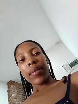 Snapshot of MsParisSmith chatting on 10, 1, 2026 MsParisSmith online show from 10, 1, 2026