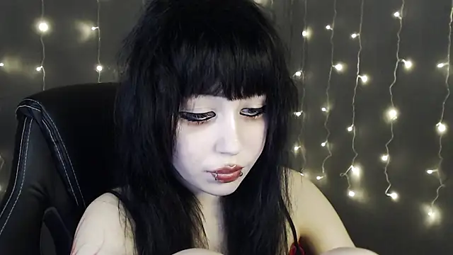 Lucyy666 online show from 25, 2, 2026