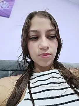 Snapshot of Vanneskk chatting on 7, 6, 2026 Vanneskk online show from 7, 6, 2026