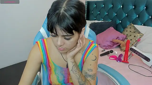 Snapshot of Valery_jame chatting on 29, 6, 2026 Valery jame online show from 29, 6, 2026
