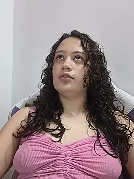 Snapshot of Alana_444 chatting on 16, 5, 2026 Alana 444 online show from 16, 5, 2026