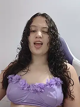Snapshot of Alana_444 chatting on 22, 5, 2026 Alana 444 online show from 22, 5, 2026