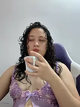 Alana 444 online show from 25, 7, 2026