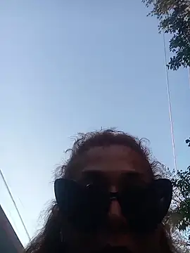 qaarlyfogosa online show from 17, 12, 2025