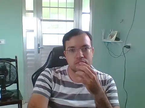 Snapshot of Silvakkfitk chatting on 30, 11, 2025 Silvakkfitk online show from 30, 11, 2025